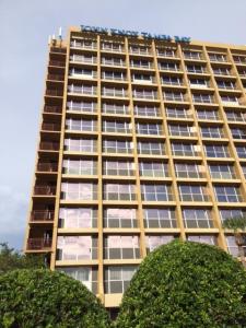 John KNox Village sign